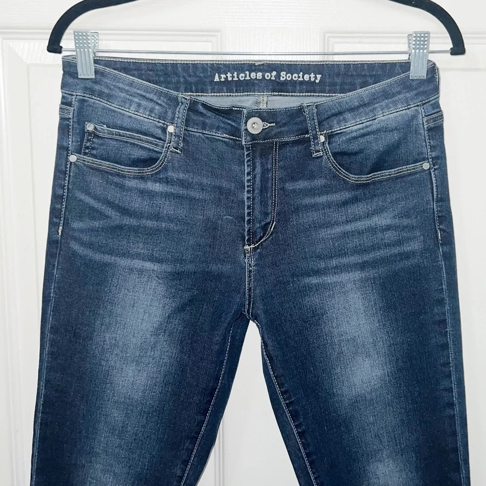 - Articles of Society Jeans Womens Size 28 Cut Off Skinny Distressed Comfort